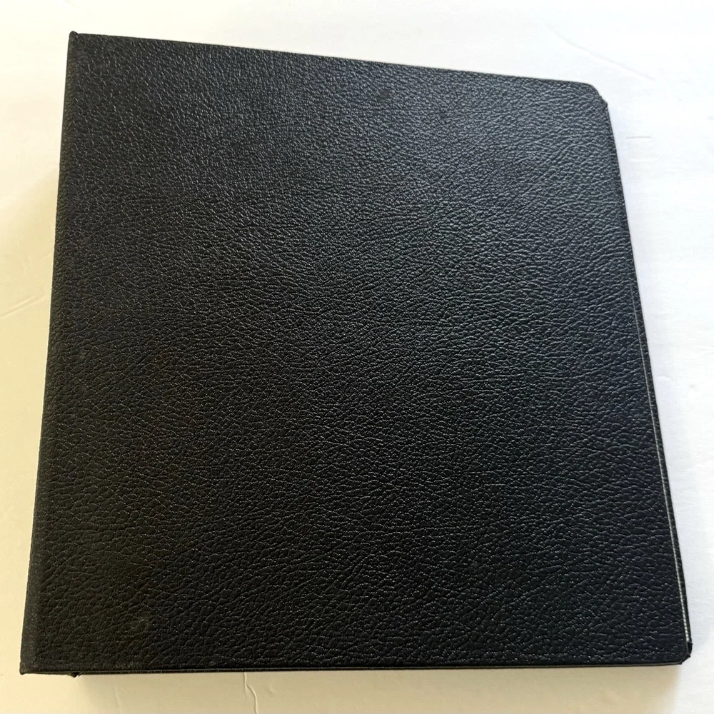 😎 Heavy-Duty 3-Ring Binder, 3